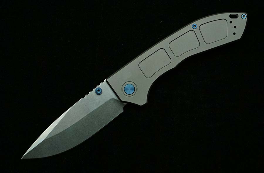 New Blue Hard Box 748 Mark M39 - đánh giá và giá Hunting Outdoor Logos